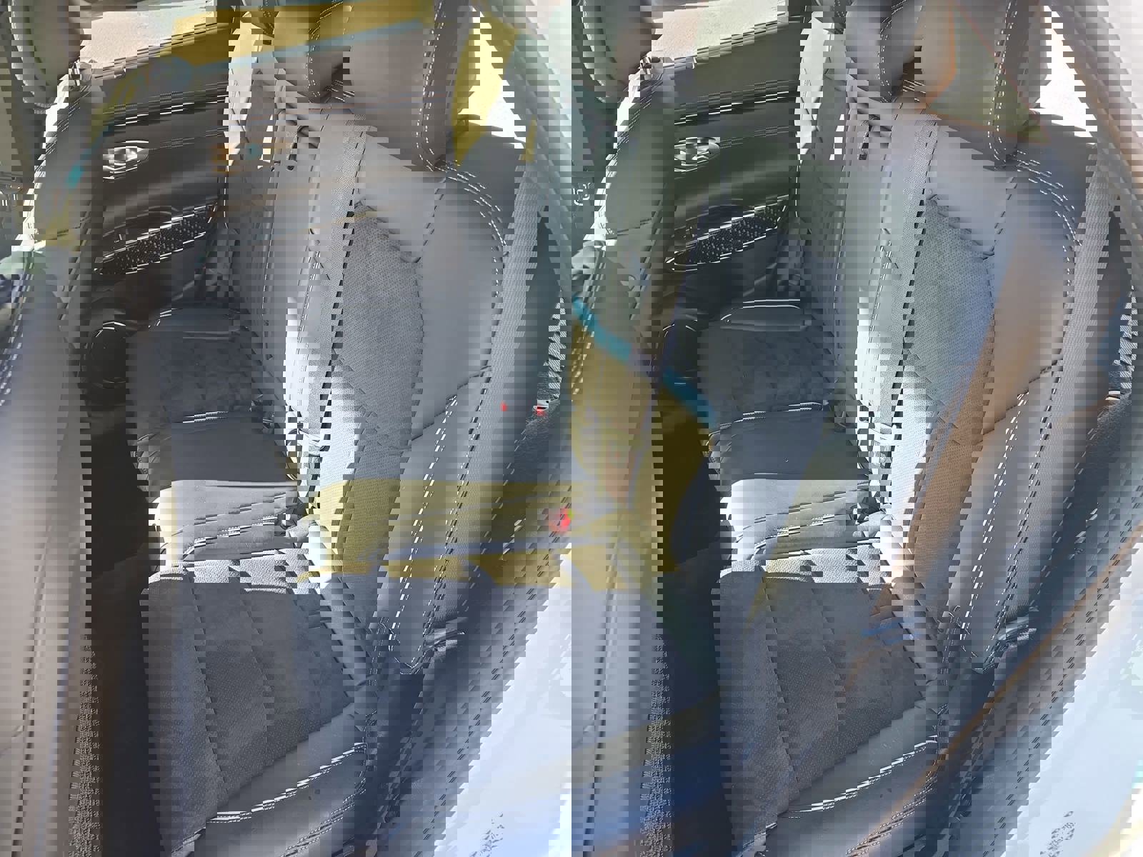 Used 2022 Genesis GV70 3.5T Sport w/ Sport Prestige Package image 15