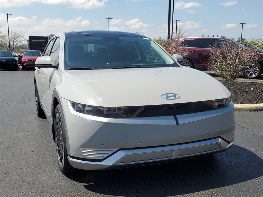 New 2024 Hyundai Ioniq 5 Limited image 2