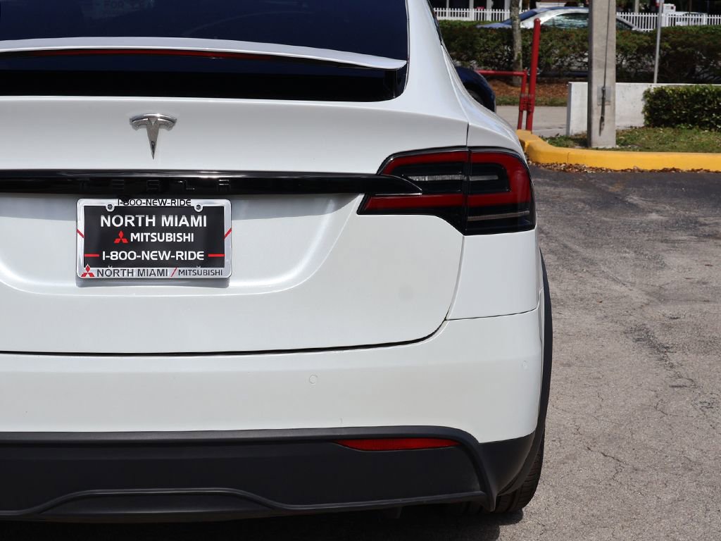 Used 2022 Tesla Model X AWD/4WD image 16