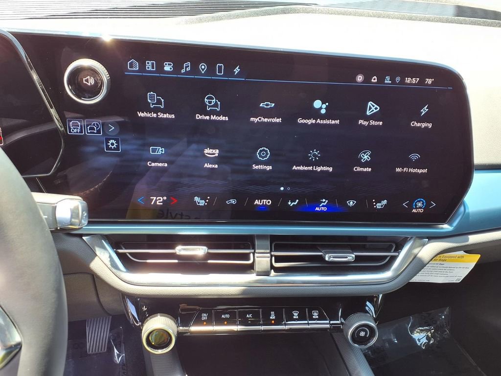 Certified 2024 Chevrolet Equinox EV LT FWD image 21