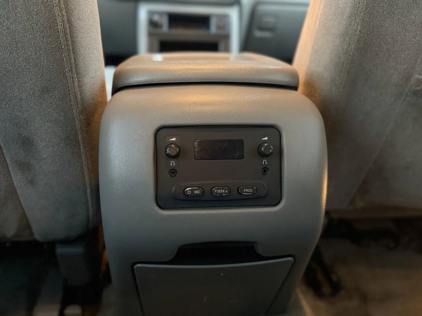 Used 2006 Chevrolet Suburban LS w/ Smart Select Package image 32