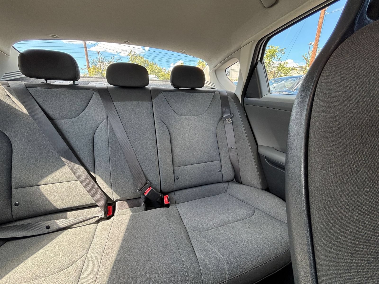 Used 2025 Kia K4 FWD image 35