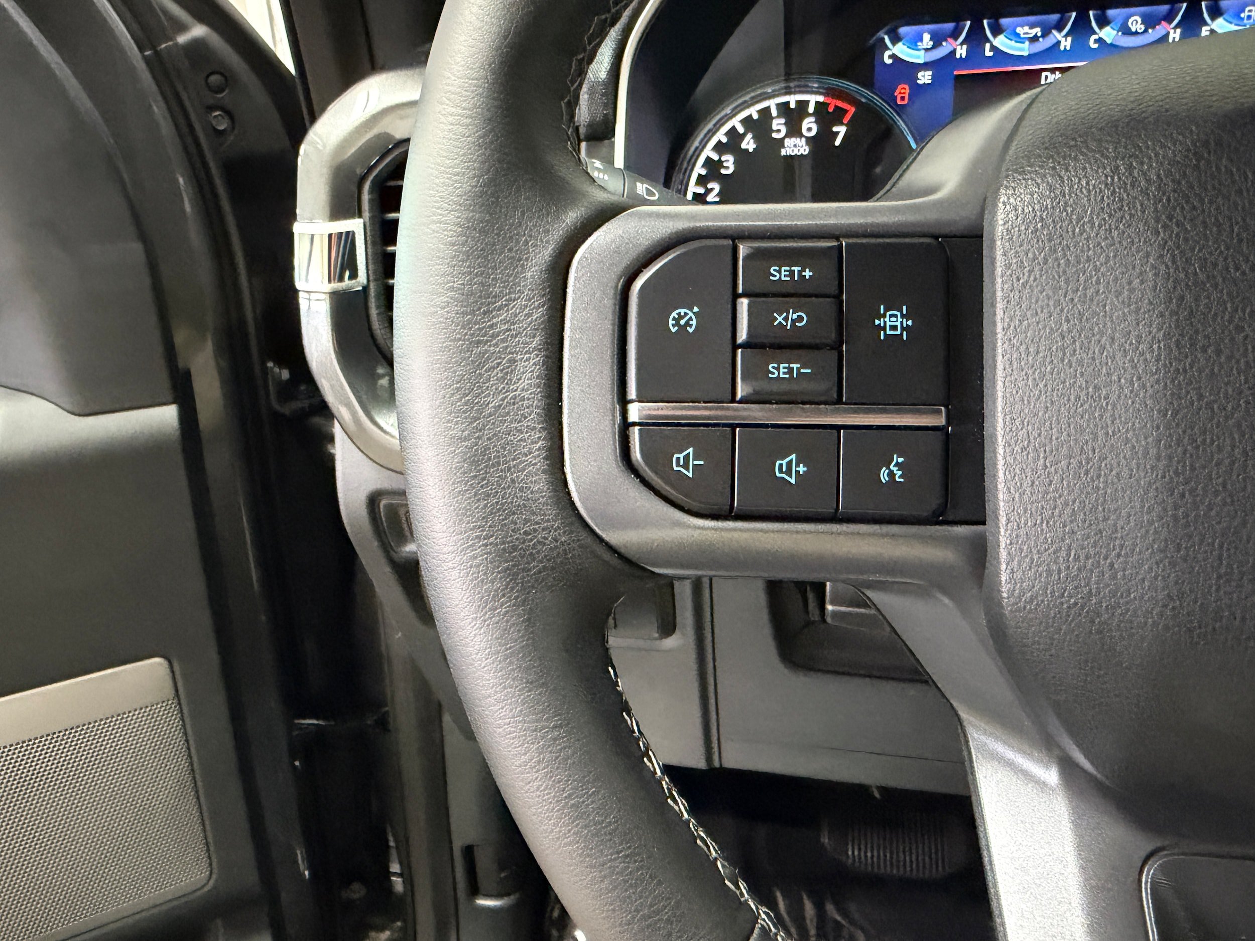 Used 2023 Ford F150 XLT w/ Equipment Group 302A High AWD/4WD image 19
