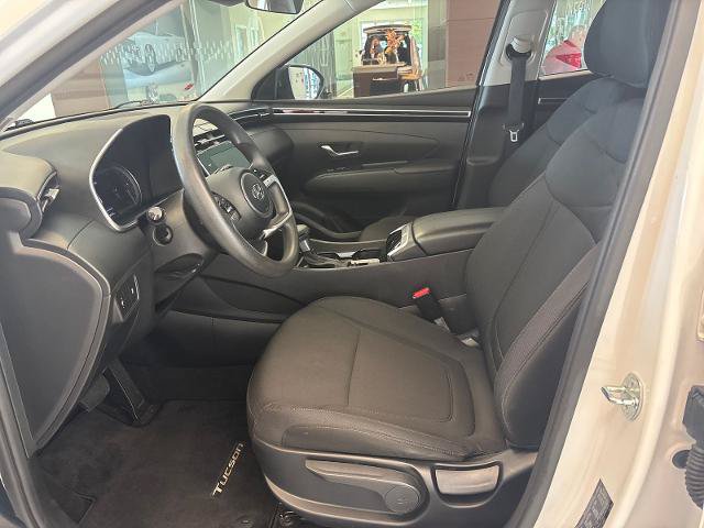 Used 2023 Hyundai Tucson SE FWD image 12