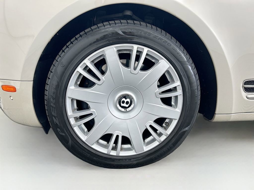 Used 2016 Bentley Mulsanne image 30
