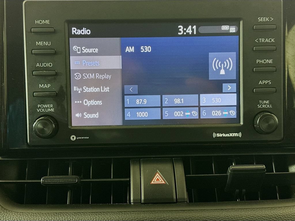 Used 2022 Toyota RAV4 LE FWD image 15