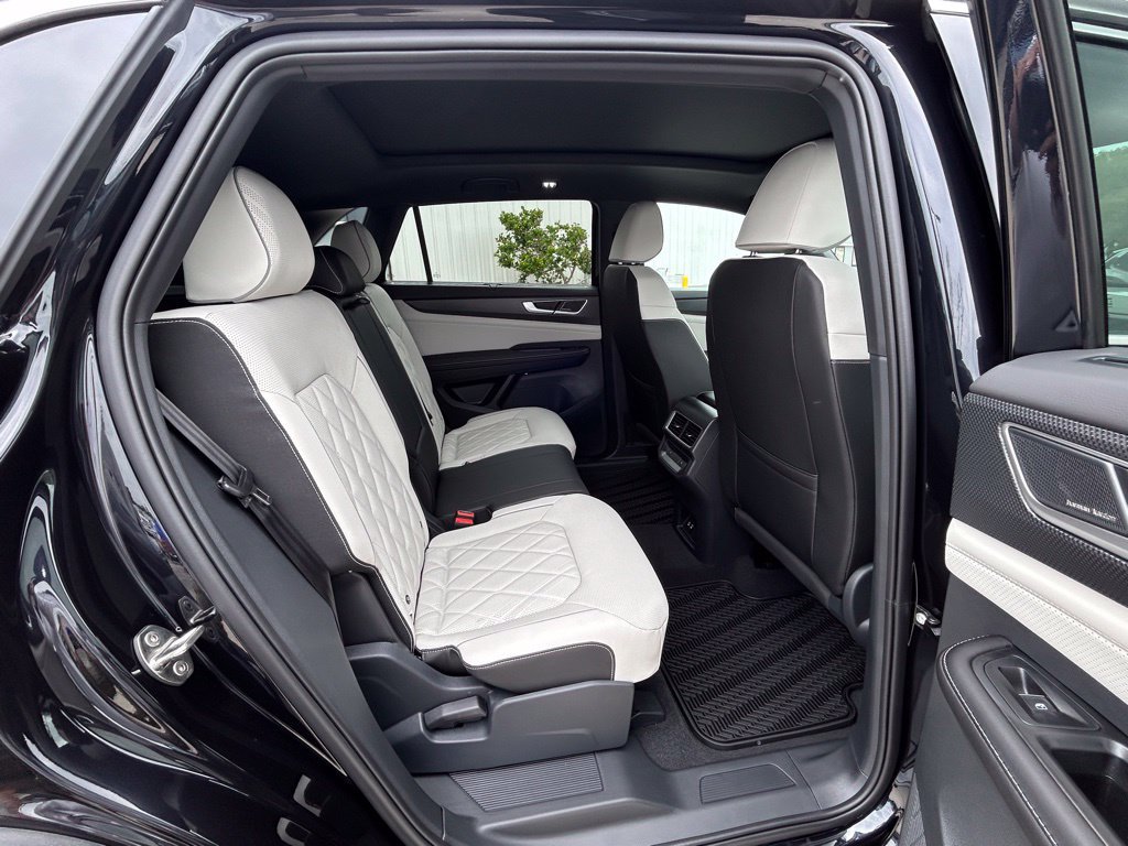 New 2026 Volkswagen Atlas Cross Sport SEL Premium R-Line AWD/4WD image 58