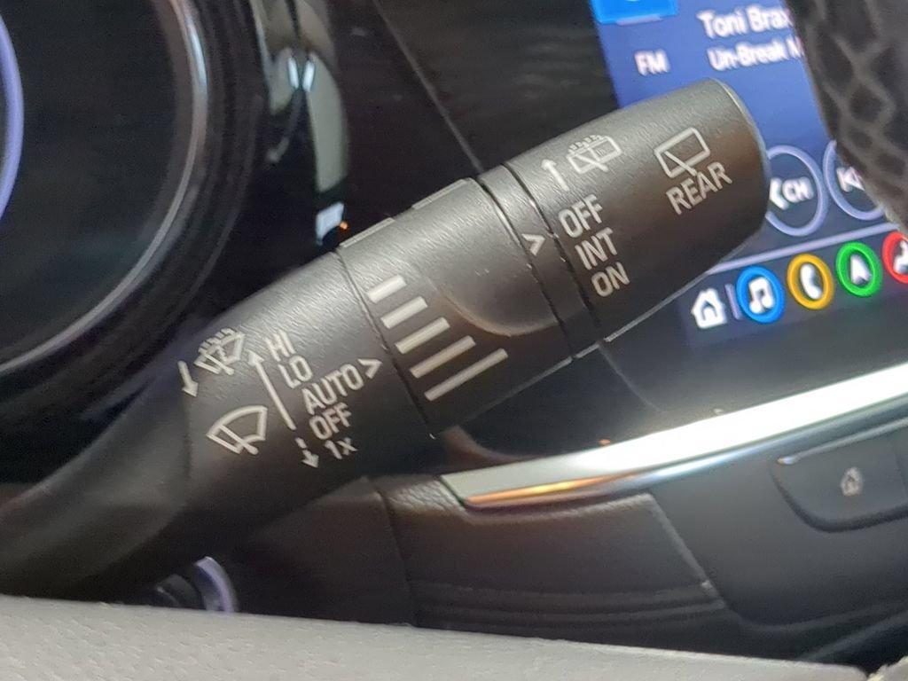Used 2021 Buick Encore GX Essence w/ Advanced Technology Package AWD/4WD image 31