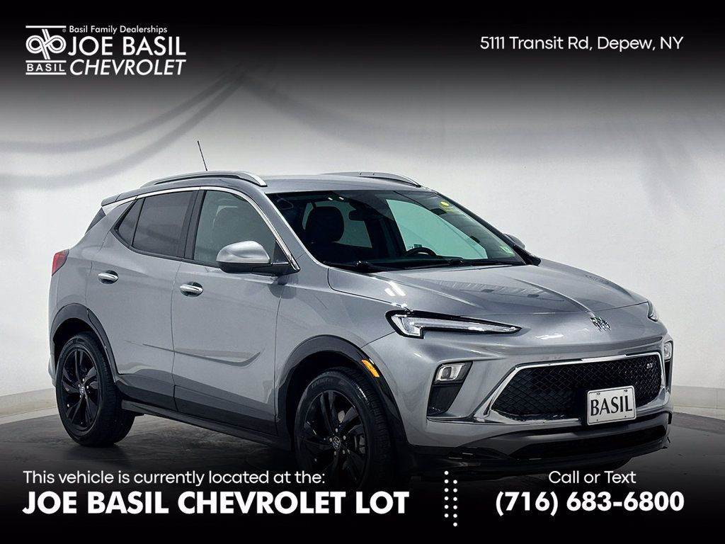 Used 2024 Buick Encore GX Sport Touring FWD image 1