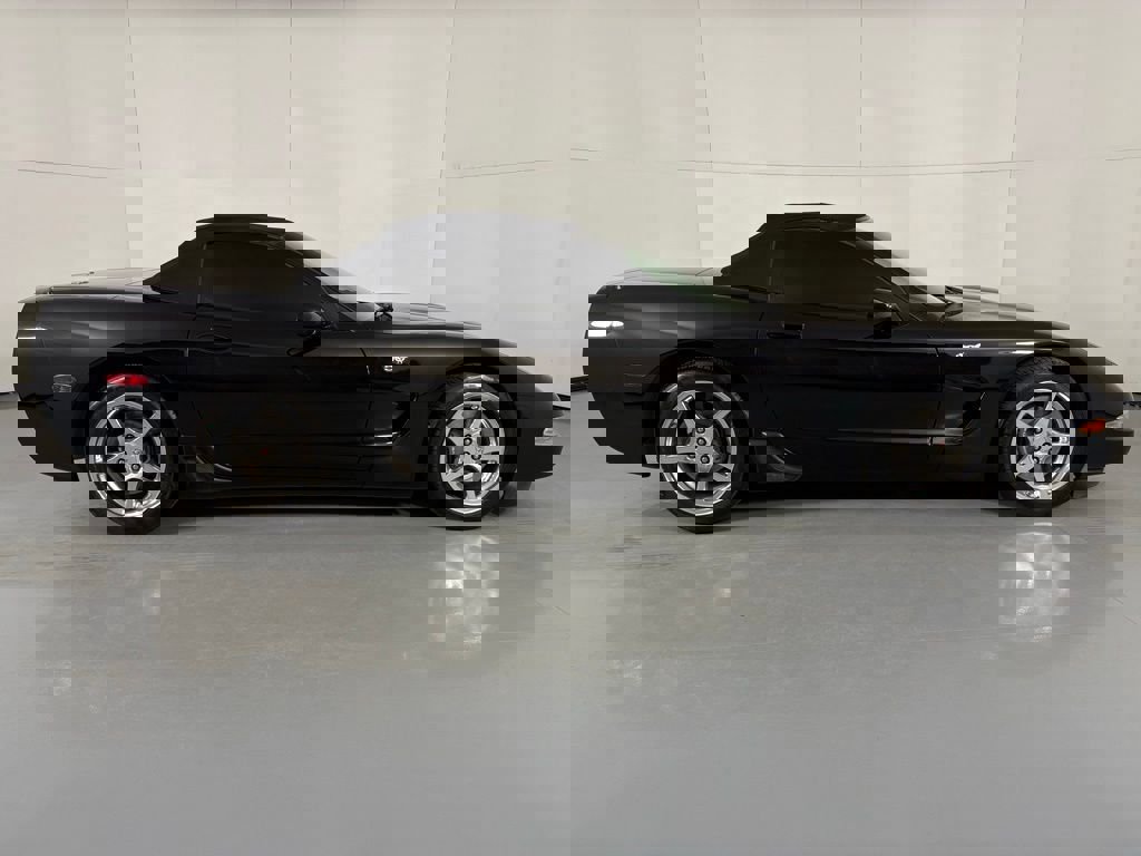 Used 2003 Chevrolet Corvette Convertible w/ Preferred Equipment Group1 image 14