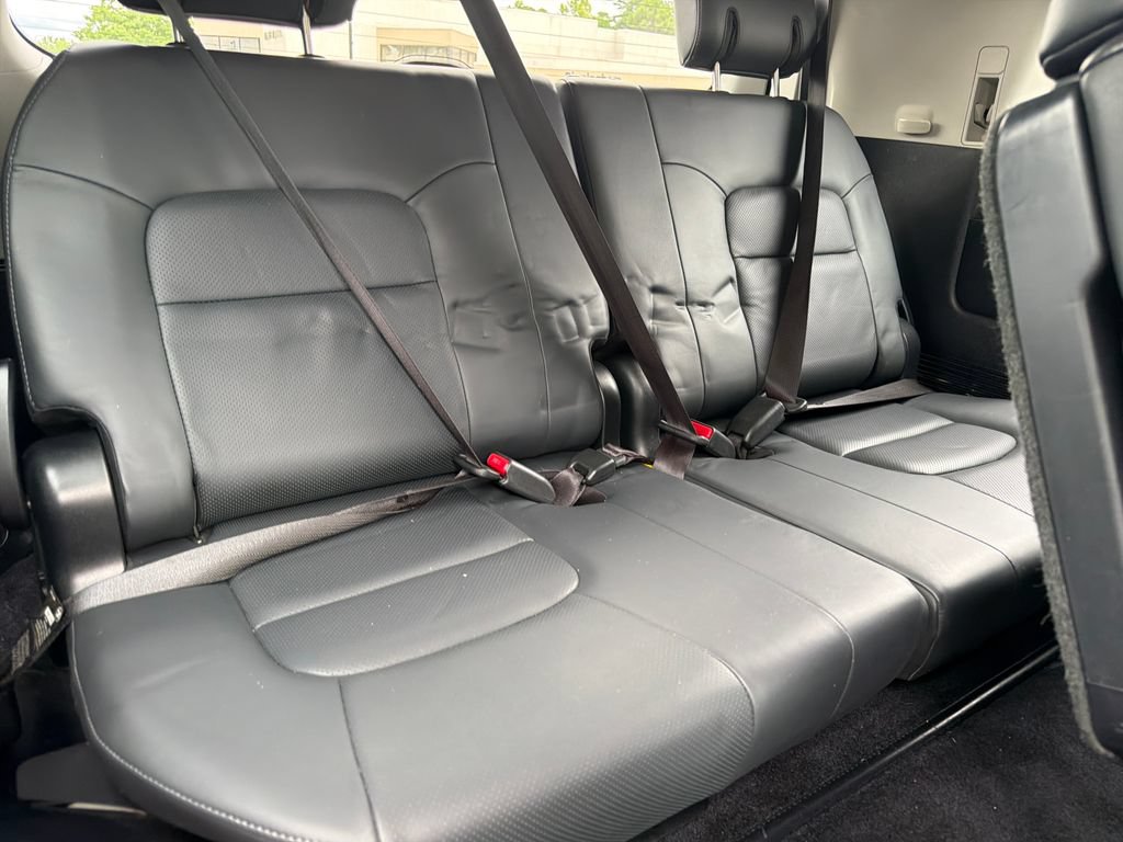 Used 2018 Toyota Land Cruiser AWD/4WD image 39