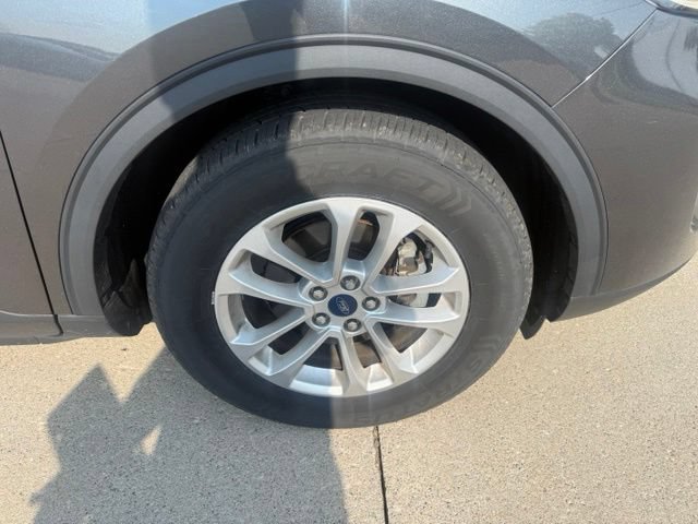 Used 2020 Ford Escape SE FWD image 11