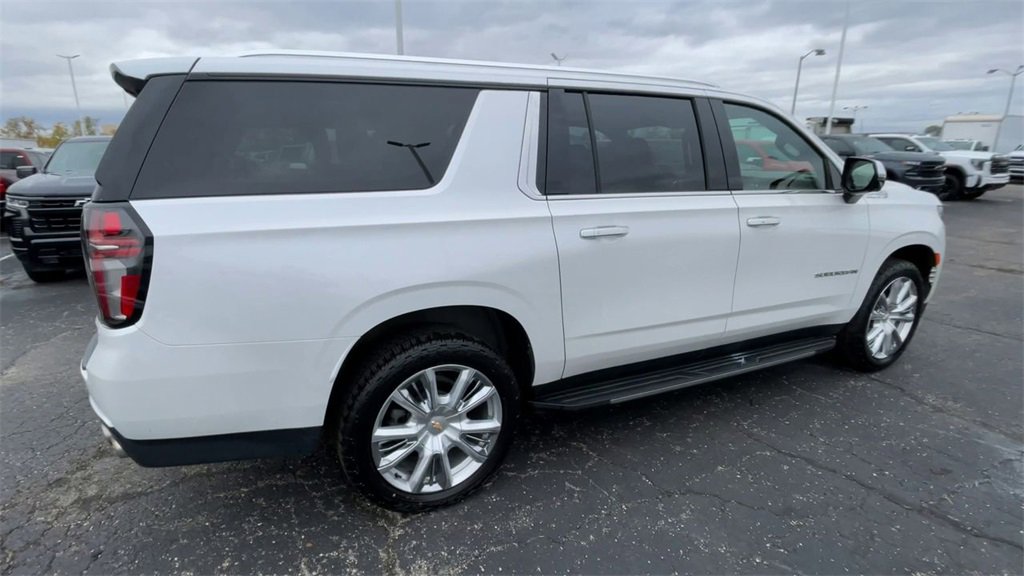 Used 2023 Chevrolet Suburban High Country w/ Max Trailering Package image 2