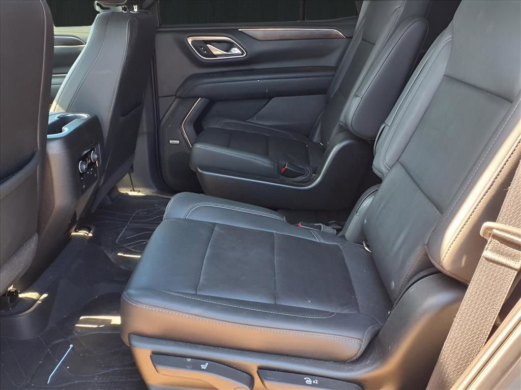 Used 2021 Chevrolet Tahoe Z71 w/ Luxury Package image 12