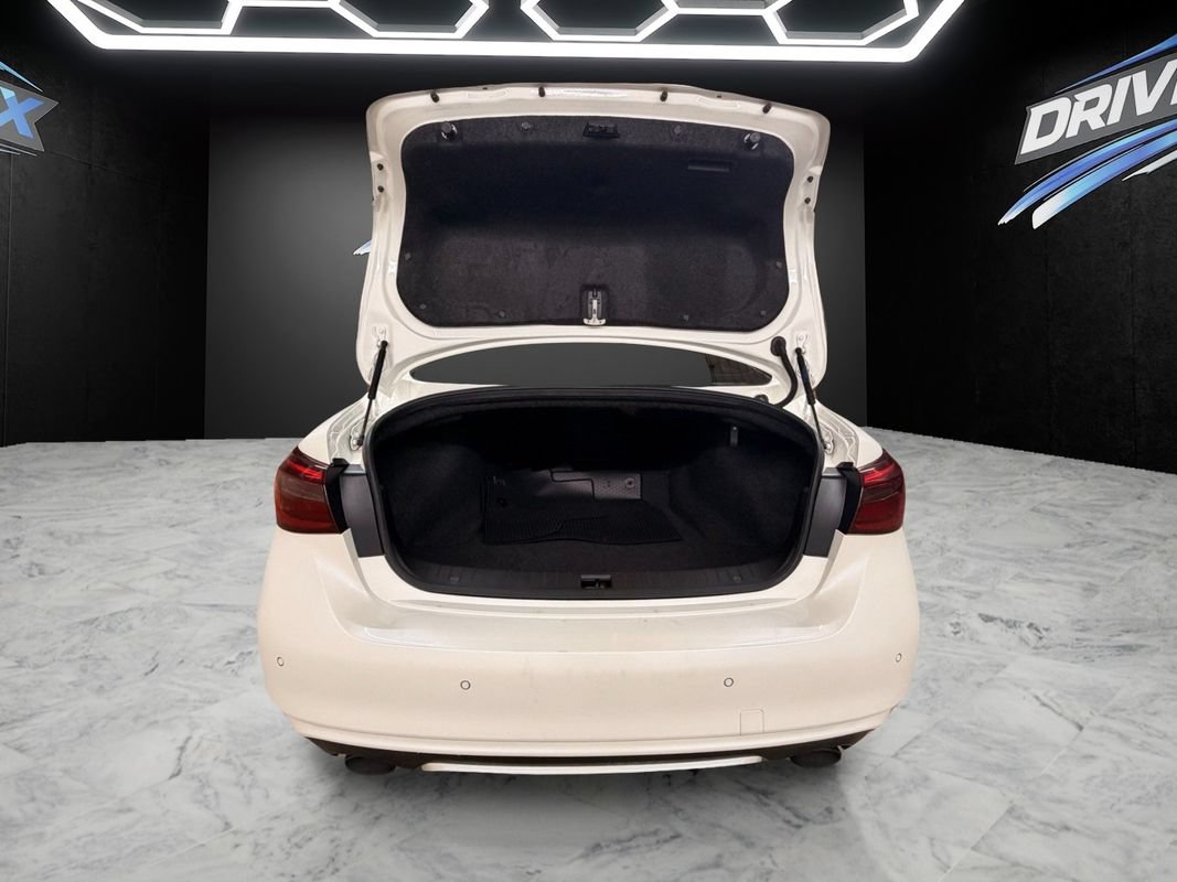 Used 2018 INFINITI Q50 Sport AWD/4WD image 11