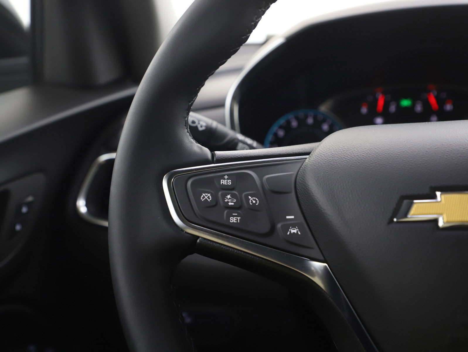 Used 2024 Chevrolet Equinox LT image 25