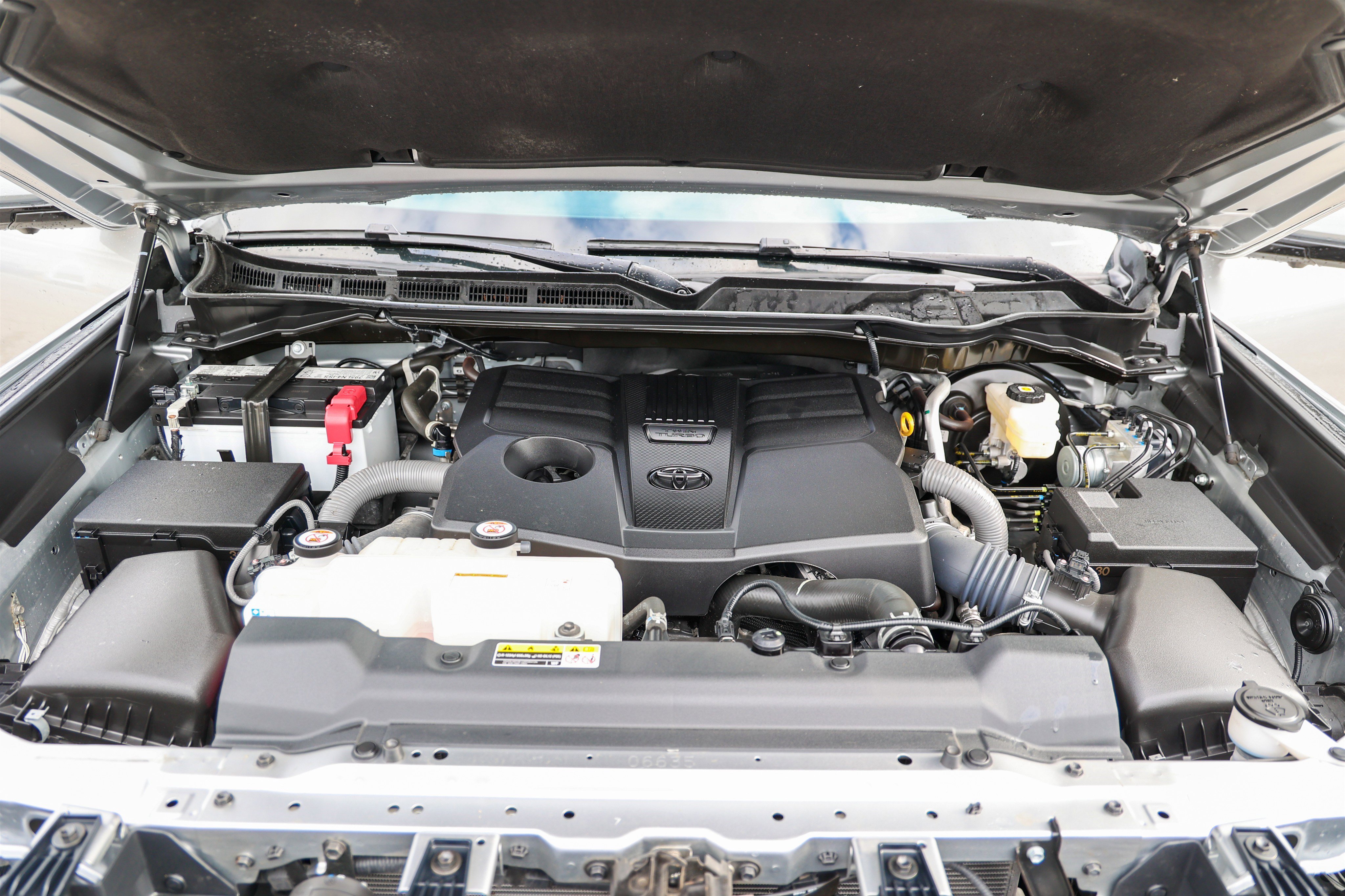 Used 2025 Toyota Tundra Platinum w/ TRD Off-Road Package image 19