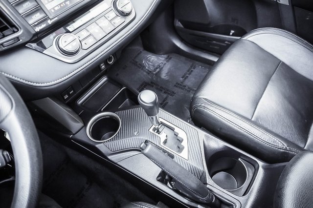 Used 2015 Toyota RAV4 XLE image 15