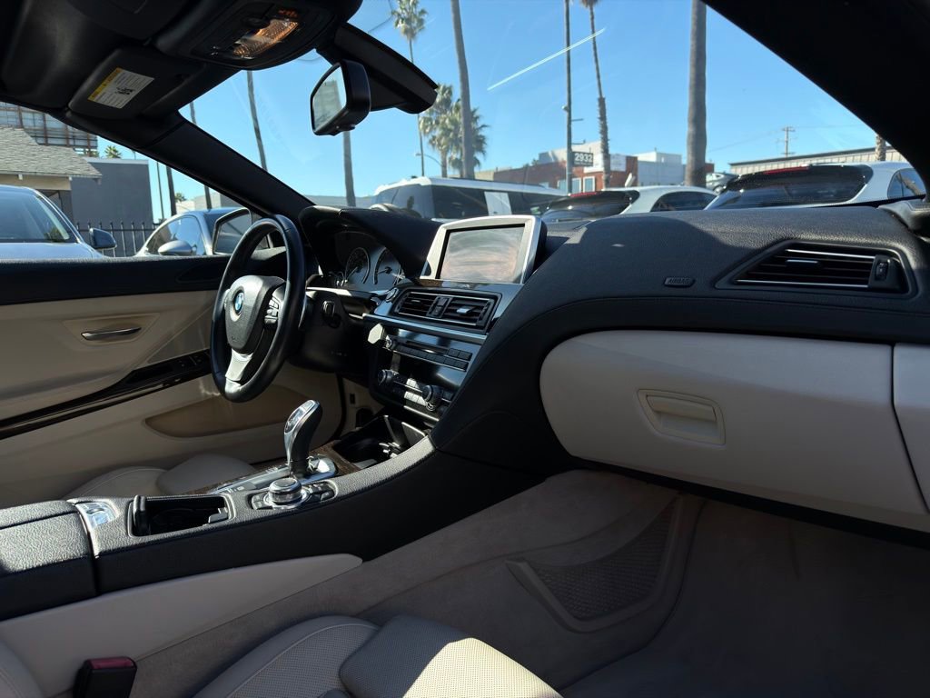 Used 2012 BMW 650i Convertible image 35