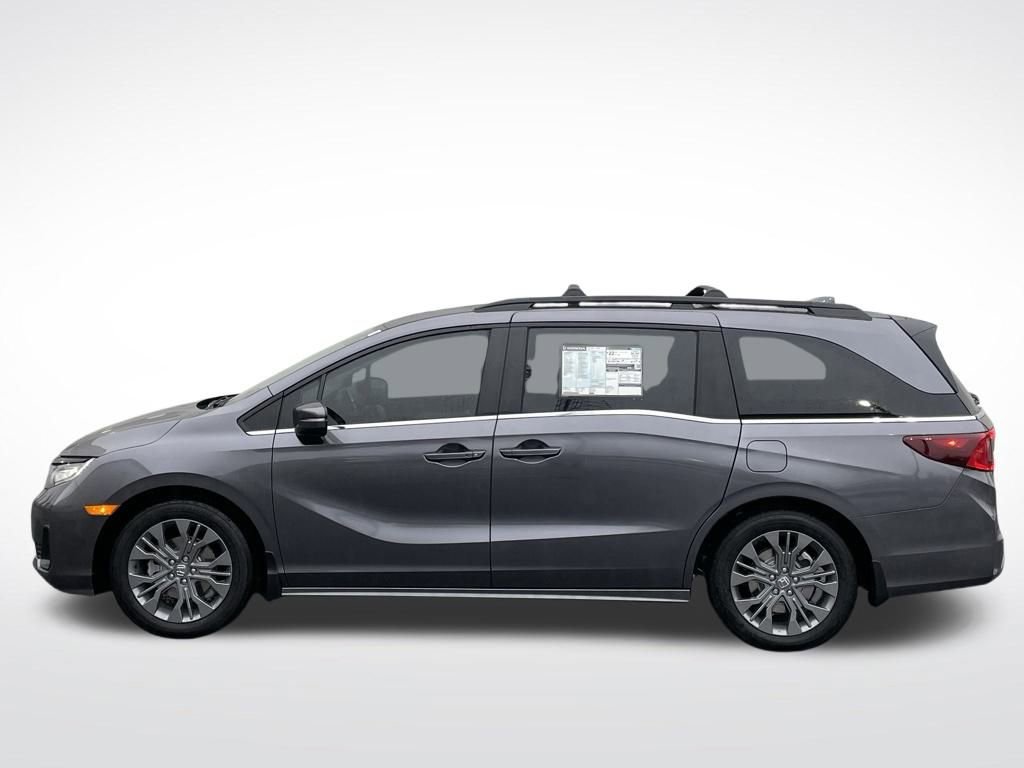 New 2026 Honda Odyssey Touring image 2