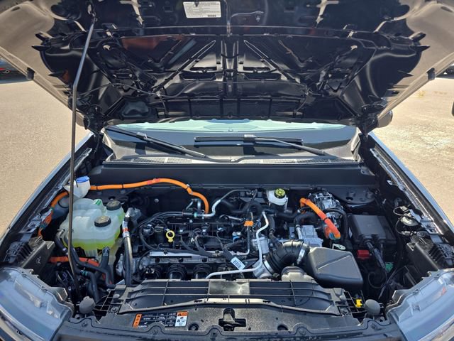 Used 2024 Ford Maverick Lariat w/ Black Appearance Package FWD image 29