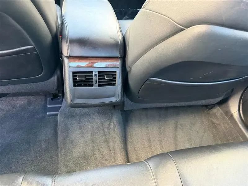 Used 2013 Toyota Avalon XLE Touring FWD image 45