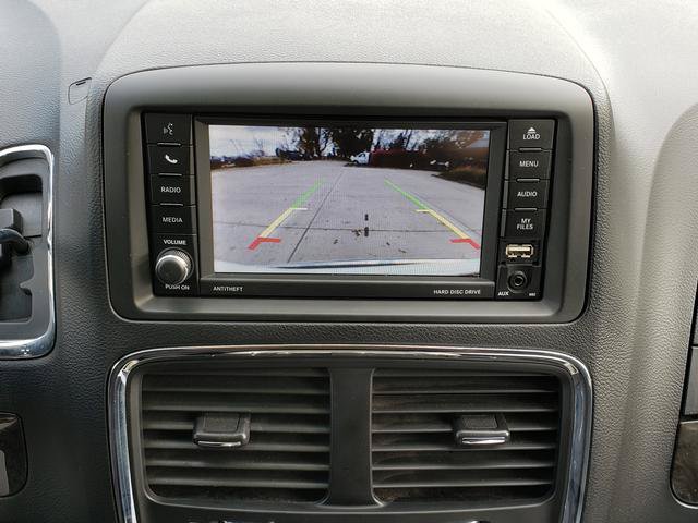 Used 2016 Dodge Grand Caravan SXT w/ Rear Park Assist Package FWD image 21