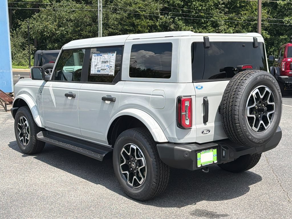 New 2026 Ford Bronco Outer Banks AWD/4WD image 5