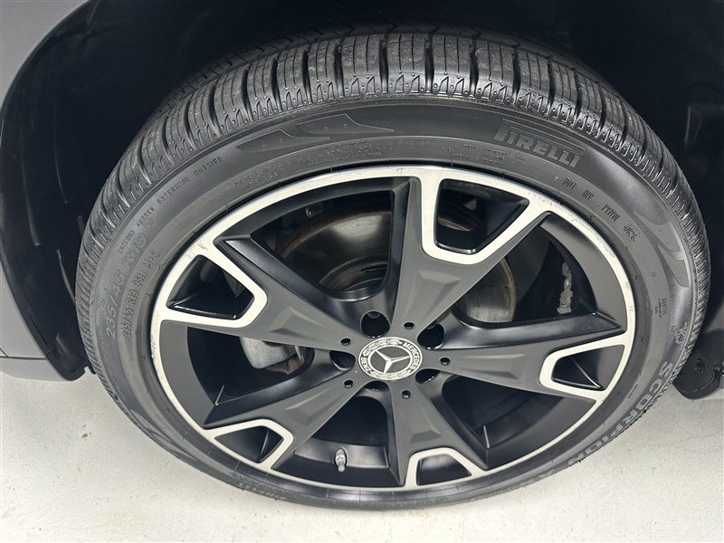 Used 2020 Mercedes-Benz GLA 250 4MATIC image 16