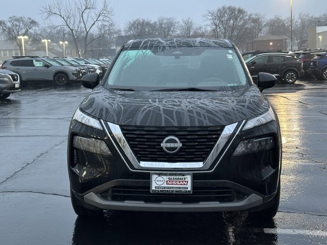 Used 2023 Nissan Rogue S video 2