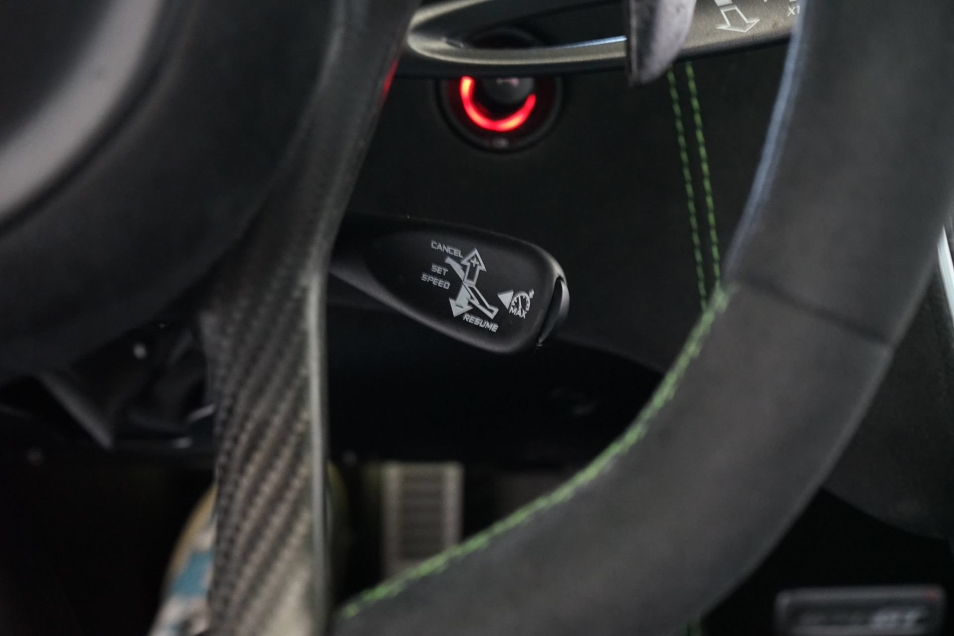 Used 2017 McLaren 570S RWD image 26