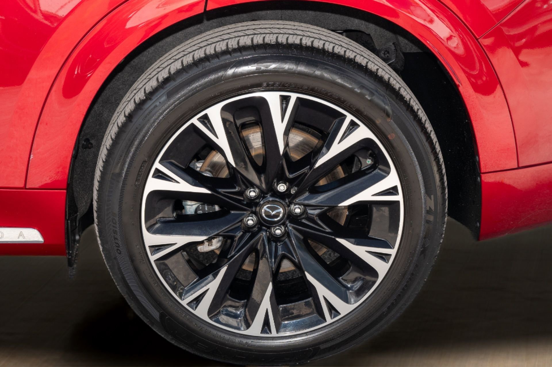 Used 2025 MAZDA CX-90 3.3 Turbo S w/ Premium Package image 37