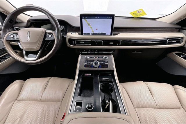 Used 2020 Lincoln Aviator Reserve w/ Equipment Group 202A image 15