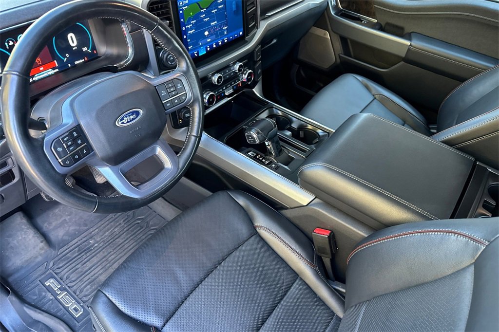 Used 2023 Ford F150 Lariat w/ Trailer Tow Package image 11