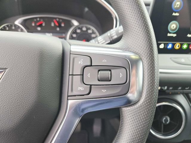 Used 2025 Chevrolet Blazer LT w/ Midnight/Sport Edition image 17