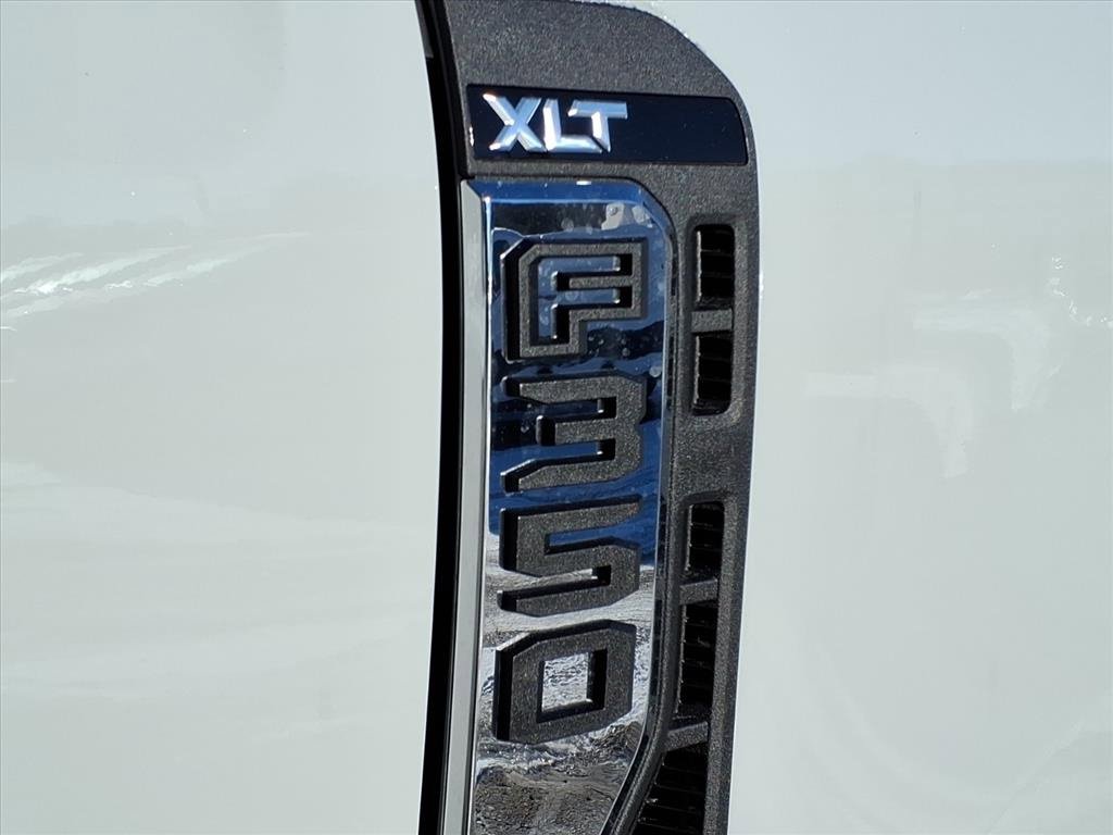 New 2026 Ford F350 XLT w/ 360-Degree Camera Package image 12