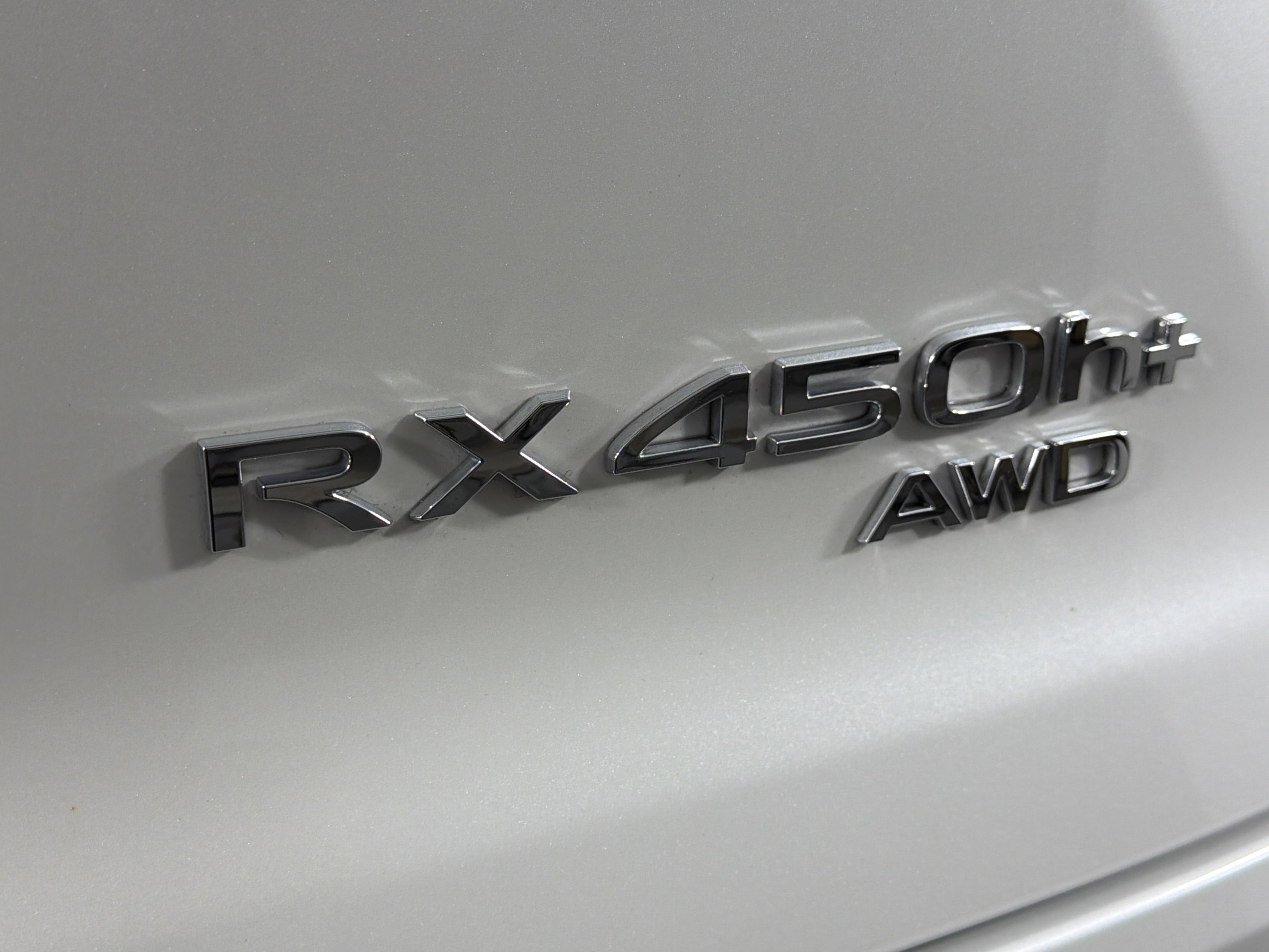 Used 2025 Lexus RX 450h AWD w/ Luxury Package image 25