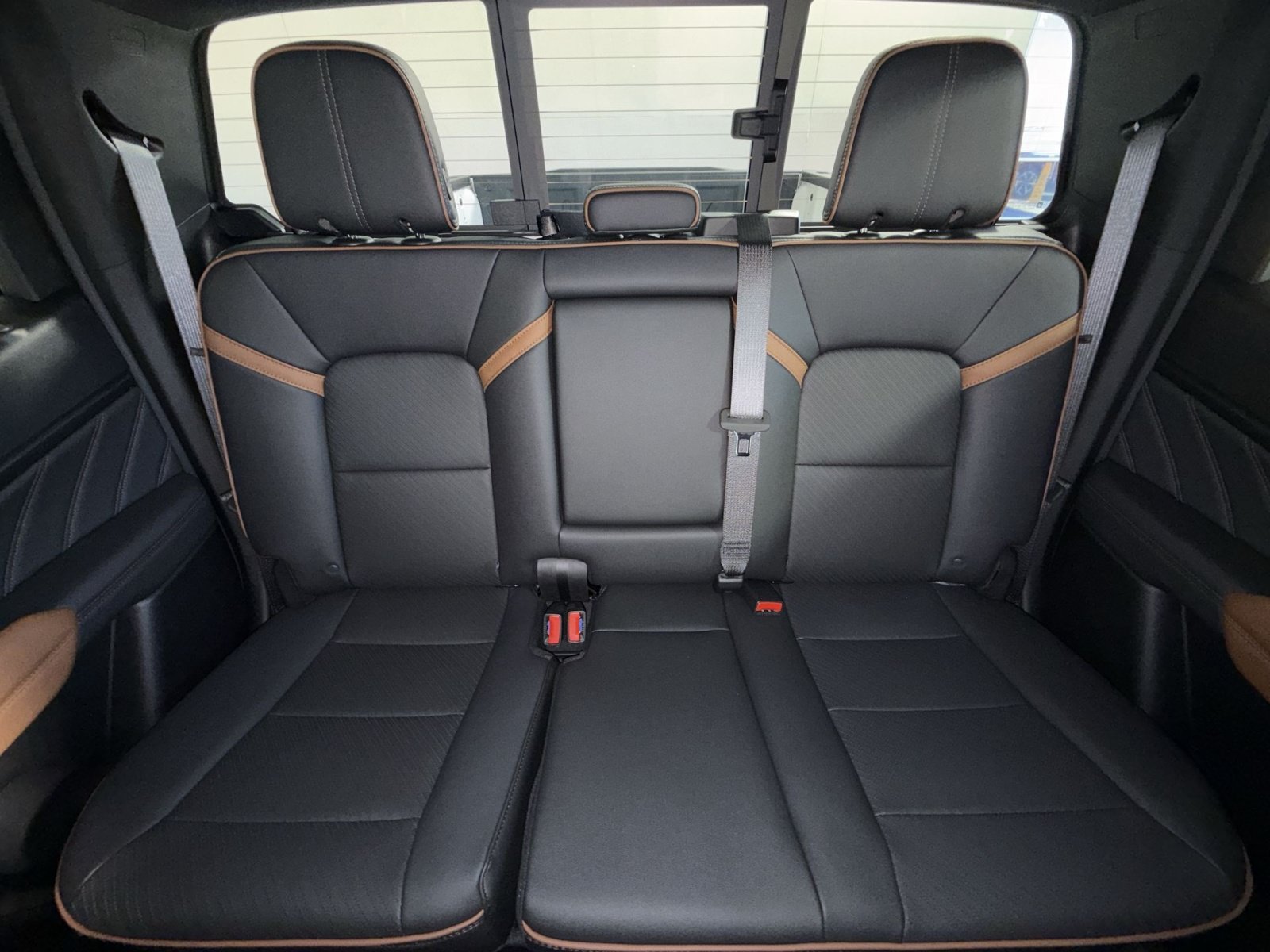New 2026 GMC Canyon AT4 w/ Technology Plus Package AWD/4WD image 25