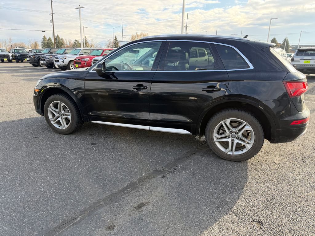 Used 2019 Audi Q5 2.0T Premium image 3