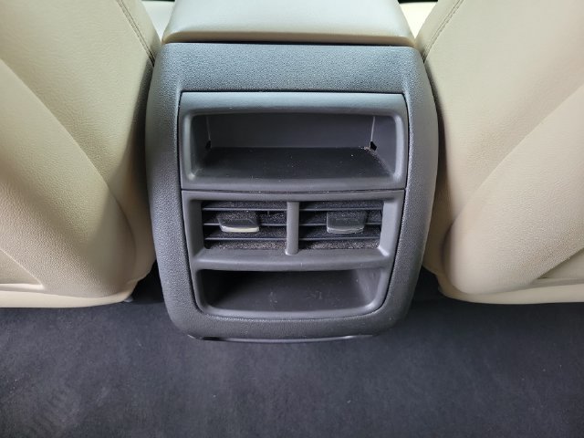 Used 2019 Cadillac XT5 FWD image 23