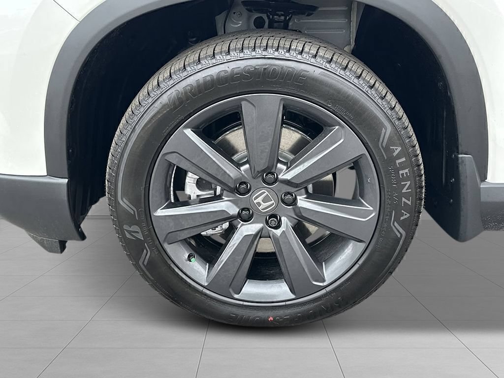 New 2026 Honda Pilot Sport image 8