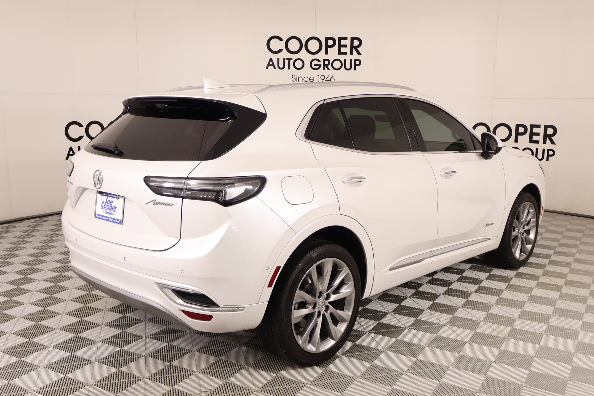 Used 2023 Buick Envision Avenir FWD image 21