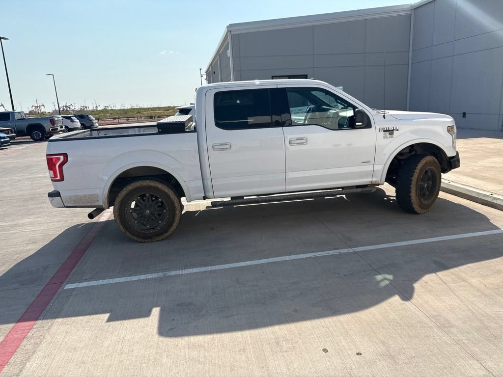 Used 2016 Ford F150 XLT w/ Equipment Group 302A Luxury AWD/4WD image 11