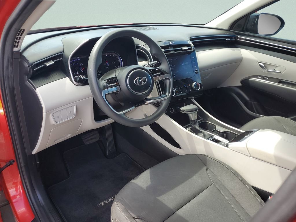 Certified 2022 Hyundai Tucson SE image 14
