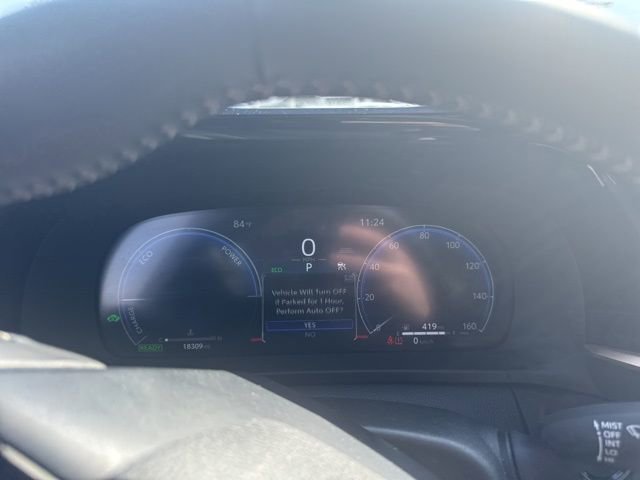 Used 2026 Toyota Crown XLE image 11