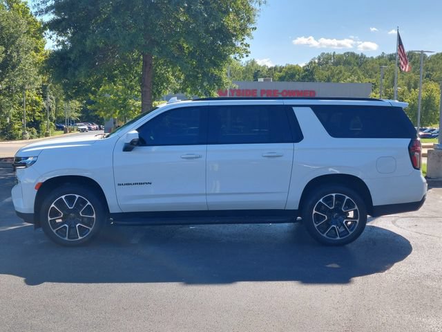 Used 2024 Chevrolet Suburban RST w/ Luxury Package AWD/4WD image 10
