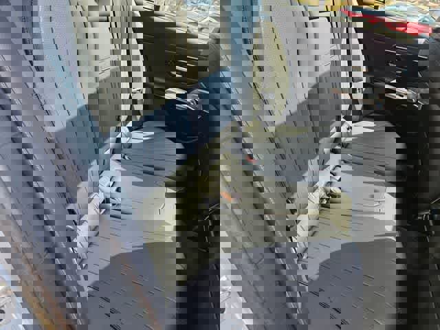 Used 2024 Mercedes-Benz E 350 4MATIC Sedan w/ Multicontour Seating Package image 21