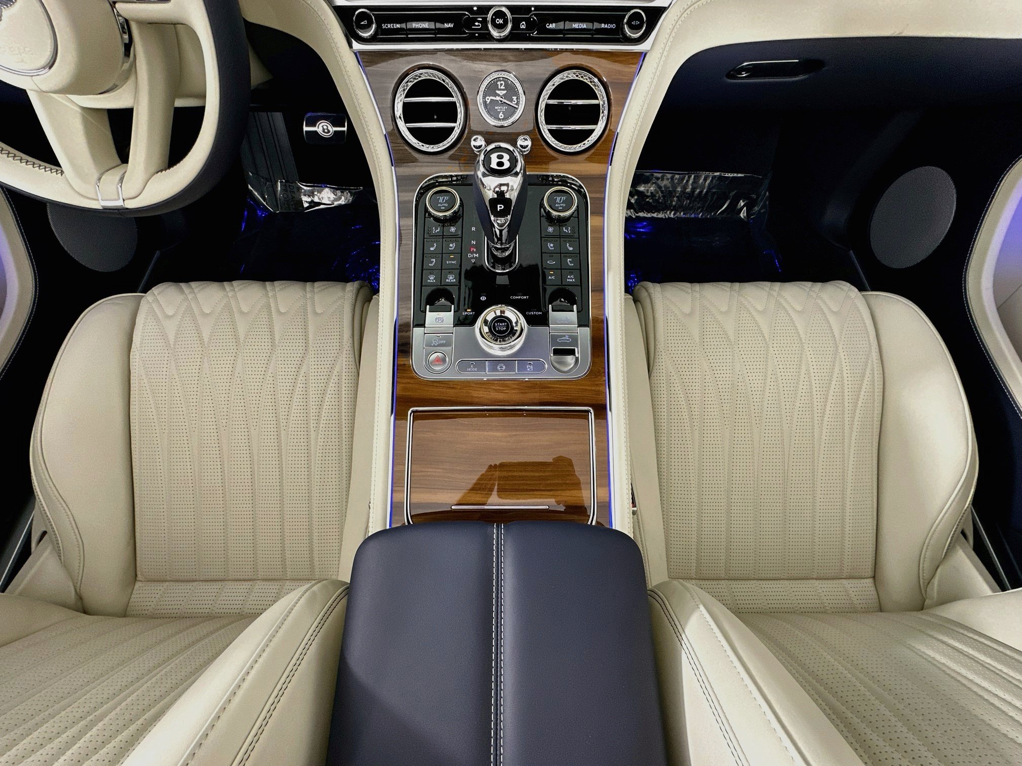 New 2027 Bentley Continental GTC AWD/4WD image 21