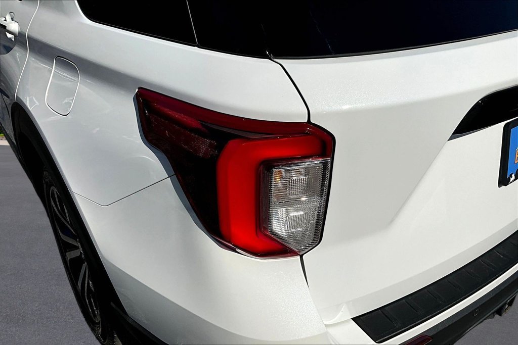 Certified 2021 Ford Explorer ST w/ Equipment Group 401A AWD/4WD image 24