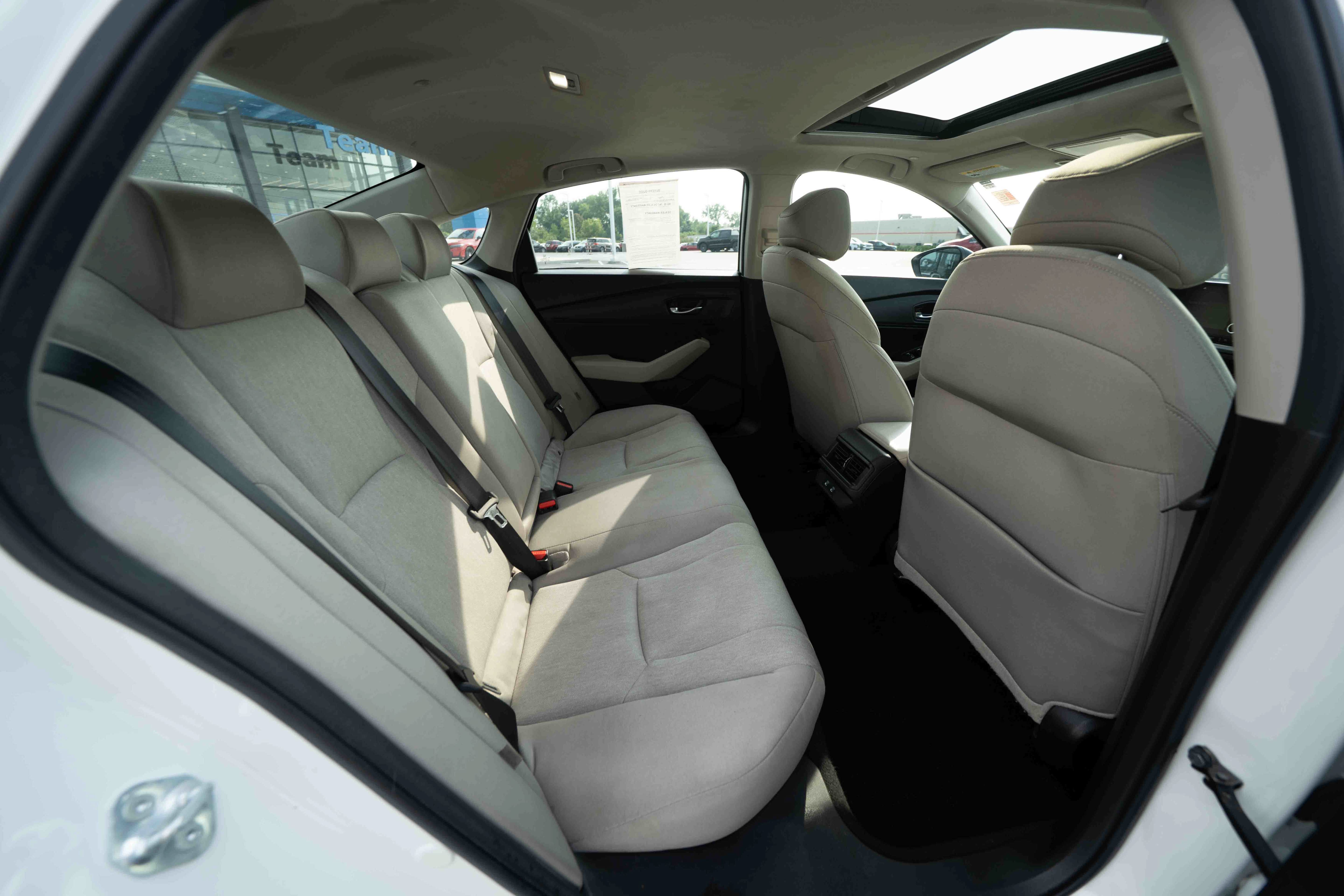 Used 2025 Honda Accord SE image 24